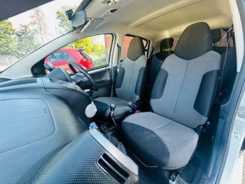Toyota AYGO 1.0 VVT-i Fire Euro 5 5dr