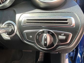 Mercedes 300 C300 BT HYBRID AMG LINE PREMIUM PLUS