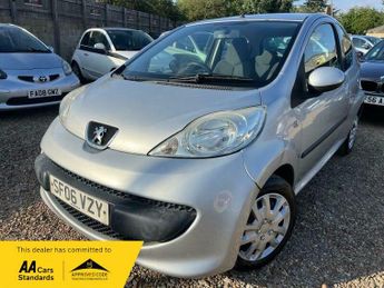 Peugeot 107 1.0 12V Urban 2 Tronic Euro 4 3dr