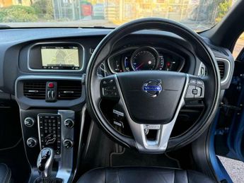 Volvo V40 2.0 D3 R-Design Lux Nav Auto Euro 6 (s/s) 5dr