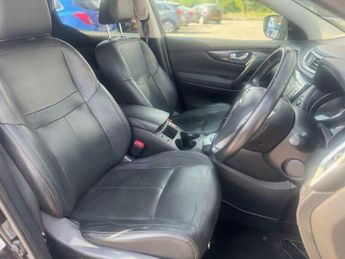 Nissan Qashqai 1.2 DIG-T Tekna XTRON 2WD Euro 6 (s/s) 5dr