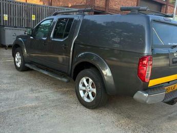 Nissan Navara 2.5 dCi Tekna Auto 4WD Euro 4 4dr