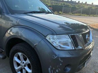Nissan Navara 2.5 dCi Tekna Auto 4WD Euro 4 4dr