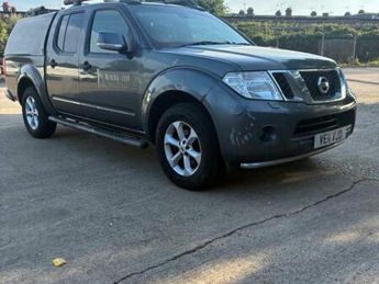 Nissan Navara 2.5 dCi Tekna Auto 4WD Euro 4 4dr