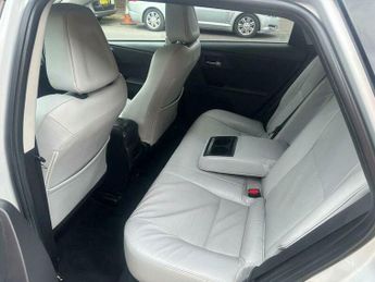 Toyota Auris 1.8 VVT-h Excel CVT Euro 5 (s/s) 5dr