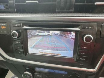 Toyota Auris 1.8 VVT-h Excel CVT Euro 5 (s/s) 5dr