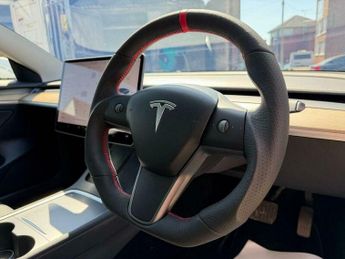 Tesla Model 3 Standard Range Plus Auto RWD 4dr
