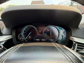 BMW 5 SERIES 2.0 520d SE Auto Euro 6 (s/s) 4dr