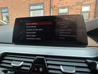 BMW 5 SERIES 2.0 520d SE Auto Euro 6 (s/s) 4dr