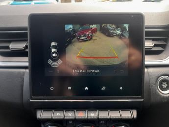 Renault Captur TECHNO 160 E-TECH 1.6E + NAV AND CAR PLAY,, 1 OWNER, PLUG IN HYB