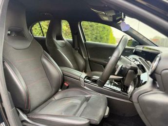 Mercedes-Benz A Class 1.3 A180 AMG Line (Premium) 7G-DCT Euro 6 (s/s) 5dr