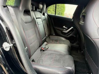 Mercedes-Benz A Class 1.3 A180 AMG Line (Premium) 7G-DCT Euro 6 (s/s) 5dr
