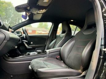 Mercedes-Benz A Class 1.3 A180 AMG Line (Premium) 7G-DCT Euro 6 (s/s) 5dr
