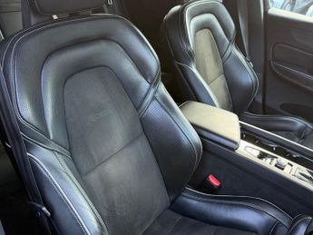Volvo XC60 2.0 T5 R-Design Auto AWD Euro 6 5dr 250BHP