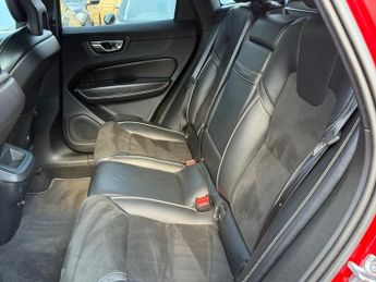 Volvo XC60 2.0 T5 R-Design Auto AWD Euro 6 5dr 250BHP