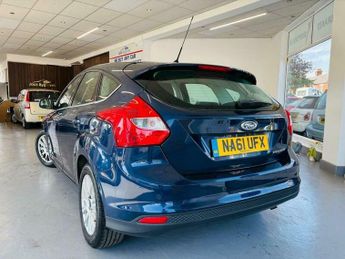 Ford Focus 1.6 Titanium Powershift Euro 5 5dr