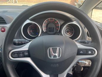 Honda Jazz 1.4 i-VTEC ES Hatchback 5dr Petrol Manual Euro 4 (100 ps)