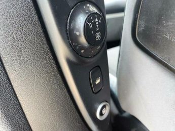 Peugeot 807 2.2 HDi FAP Norwest 5dr