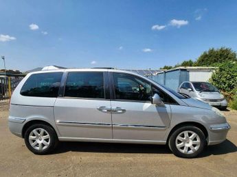 Peugeot 807 2.2 HDi FAP Norwest 5dr
