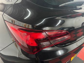 Vauxhall Astra GTC 1.4i Turbo Limited Edition Coupe 3dr Petrol Manual Euro 6 (s/s) 