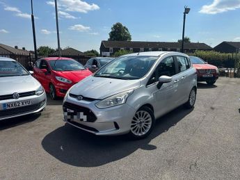 Ford B Max TITANIUM