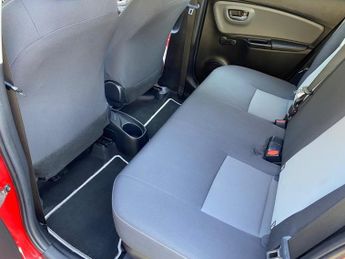 Toyota Yaris VVT-I ICON TECH