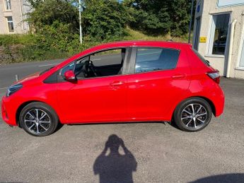 Toyota Yaris VVT-I ICON TECH