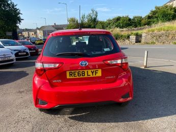 Toyota Yaris VVT-I ICON TECH