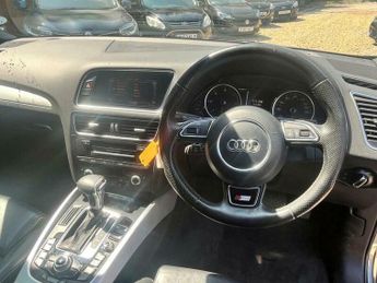 Audi Q5 2.0 TDI S line S Tronic quattro Euro 5 (s/s) 5dr