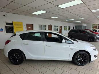 Vauxhall Astra 1.4 16v Active Euro 5 5dr