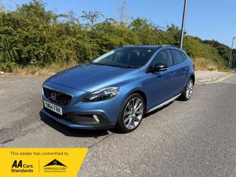 Volvo V40 D4 CROSS COUNTRY LUX NAV