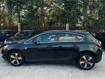 Vauxhall Astra 1.6 16v SRi Euro 5 5dr