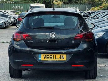 Vauxhall Astra 1.6 16v SRi Euro 5 5dr
