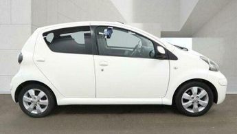 Toyota AYGO 1.0 VVT-i Go Euro 5 5dr