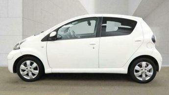 Toyota AYGO 1.0 VVT-i Go Euro 5 5dr