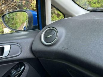 Ford Fiesta 1.0 Zetec Euro 5 (s/s) 5dr