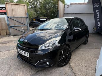 Peugeot 208 1.2 PureTech Black Edition Hatchback 3dr Petrol Manual Euro 6 (8