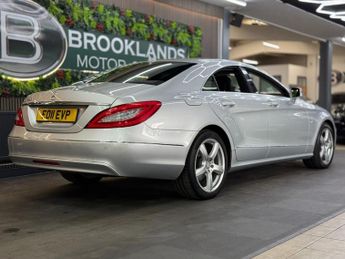 Mercedes CLS CLS350 CDI BLUEEFFICIENCY [13X SERVICES, SAT NAV & LEATHER]