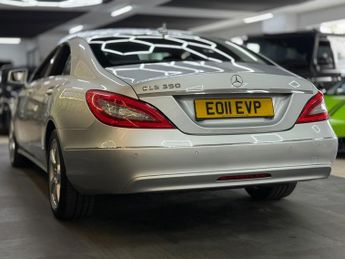 Mercedes CLS CLS350 CDI BLUEEFFICIENCY [13X SERVICES, SAT NAV & LEATHER]
