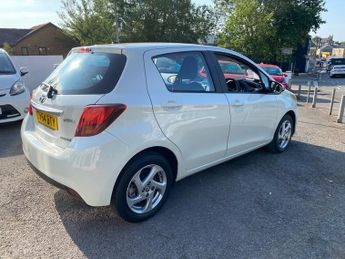 Toyota Yaris VVT-I ICON