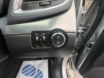 Vauxhall Mokka SE