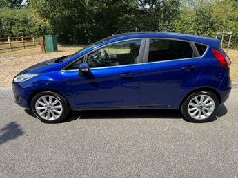 Ford Fiesta TITANIUM AUTO !! ULEZ COMPLIANT - FULL SERVICE HISTORY - JUST HA