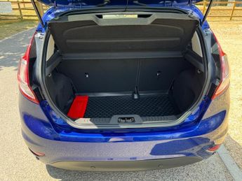 Ford Fiesta TITANIUM AUTO !! ULEZ COMPLIANT - FULL SERVICE HISTORY - JUST HA
