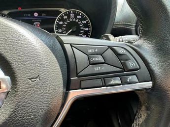 Nissan Juke DIG-T N-CONNECTA DCT AUTOMATIC