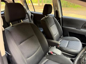 Mazda MAZDA 5 TS2