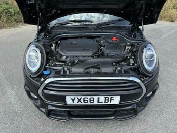 MINI Convertible 1.5 Cooper Convertible 2dr Petrol Steptronic Euro 6 (s/s) (136 p