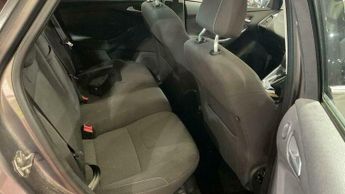 Ford Focus 1.6 Titanium Powershift Euro 5 5dr