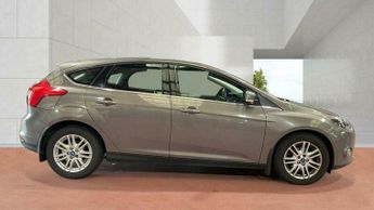 Ford Focus 1.6 Titanium Powershift Euro 5 5dr