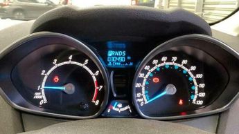 Ford Fiesta 1.6 Zetec Powershift Euro 5 5dr