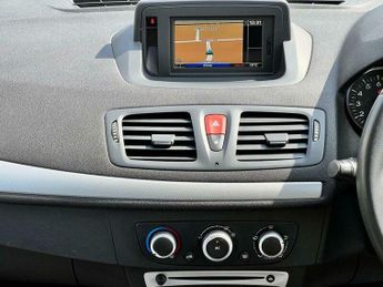 Renault Megane 1.6 16V Dynamique TomTom 3dr
